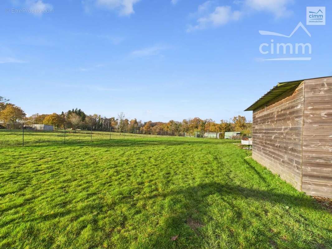 Maison à LES BRULAIS