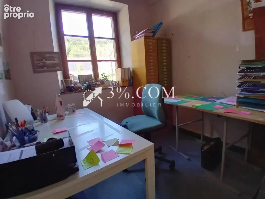 Immeuble professionnel avec appartement de fonction - photo 7
