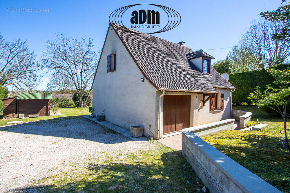 Maison à QUINCY-VOISINS