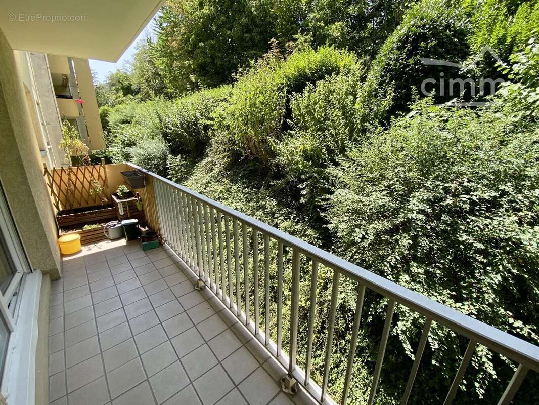 Vente t2 + garage  saint-etienne - photo 9