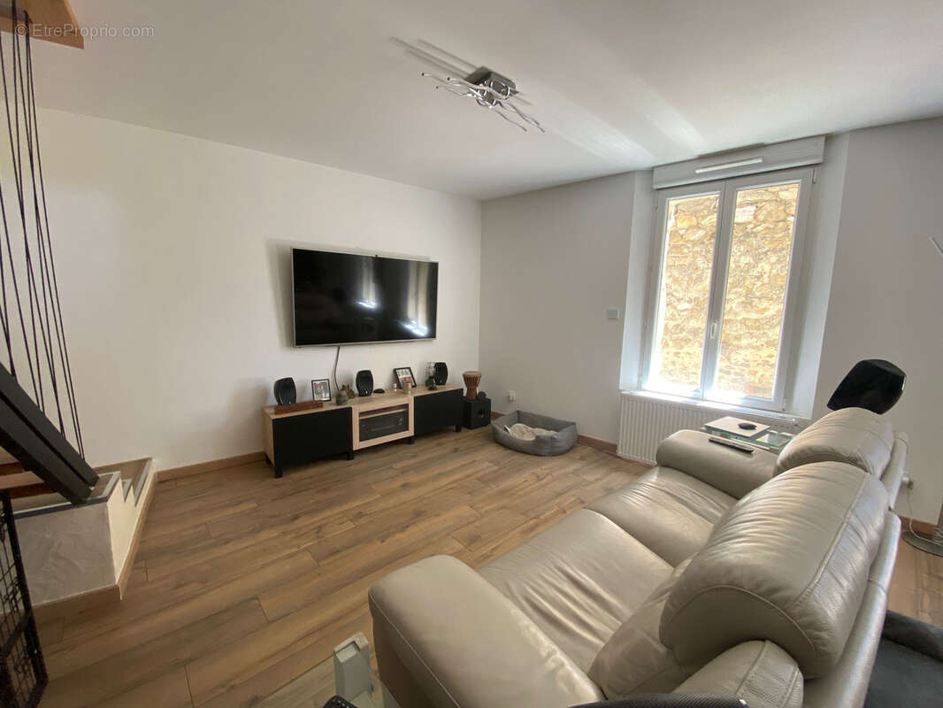 Exclusivité,  Coup de coeur, Maison de village rénovée - photo 5