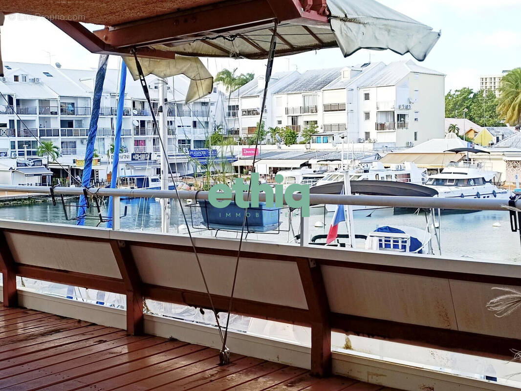 Appartement à POINTE-A-PITRE