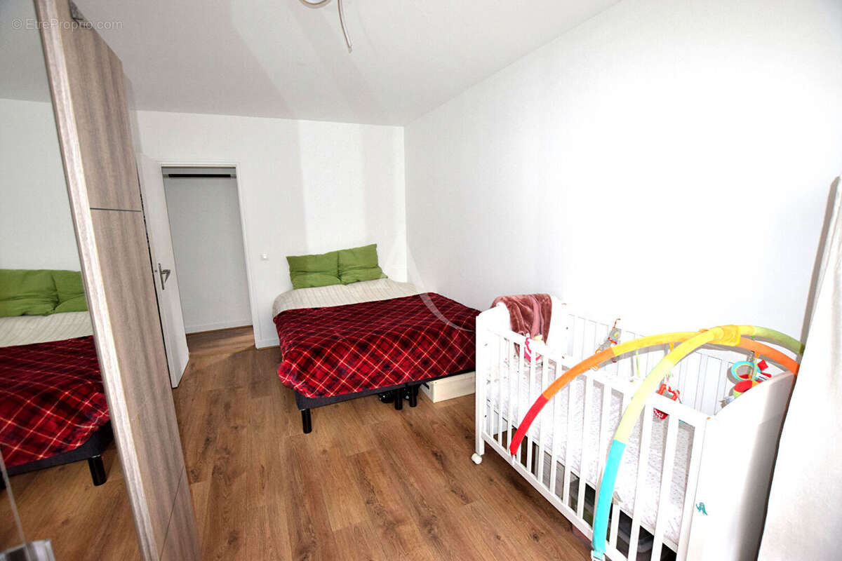 Appartement à GIF-SUR-YVETTE