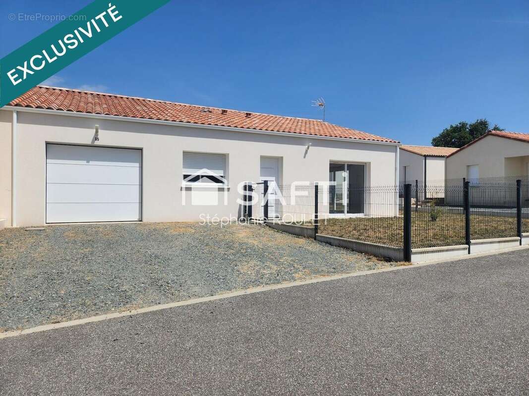 Maison 98 m² à Bournezeau  - photo 5