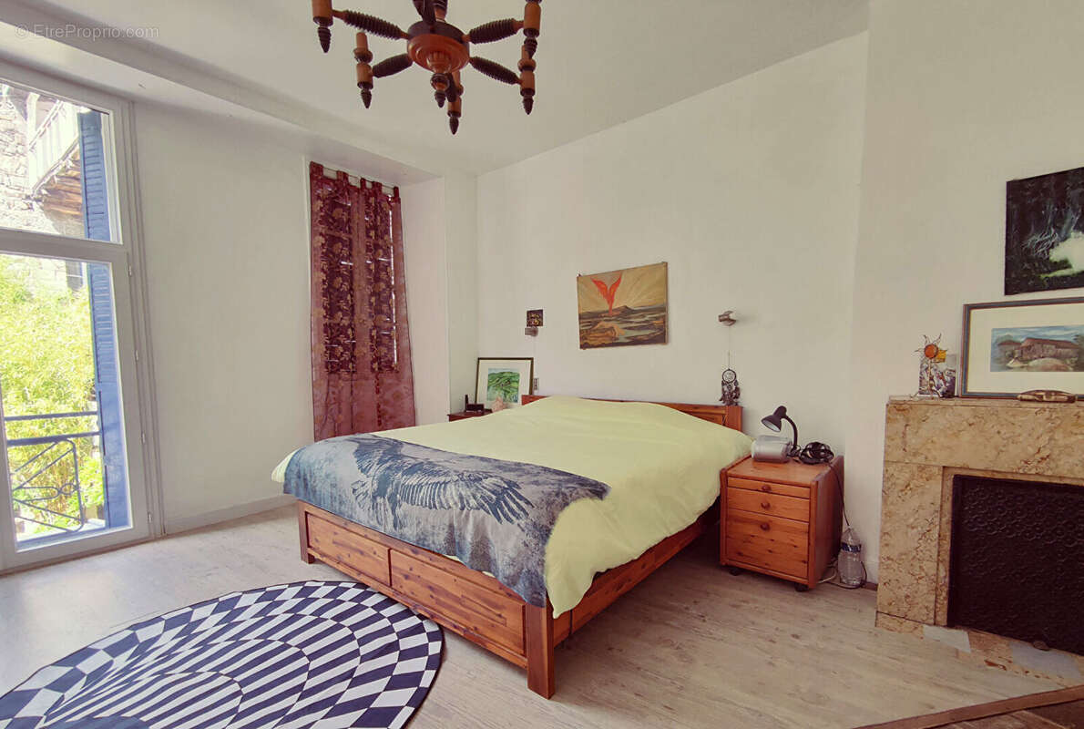 Maison à BORT-LES-ORGUES