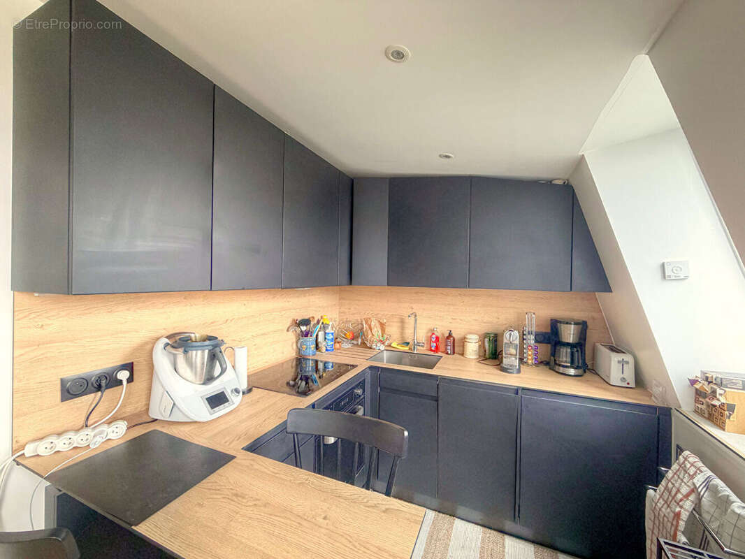 Appartement à LA GARENNE-COLOMBES