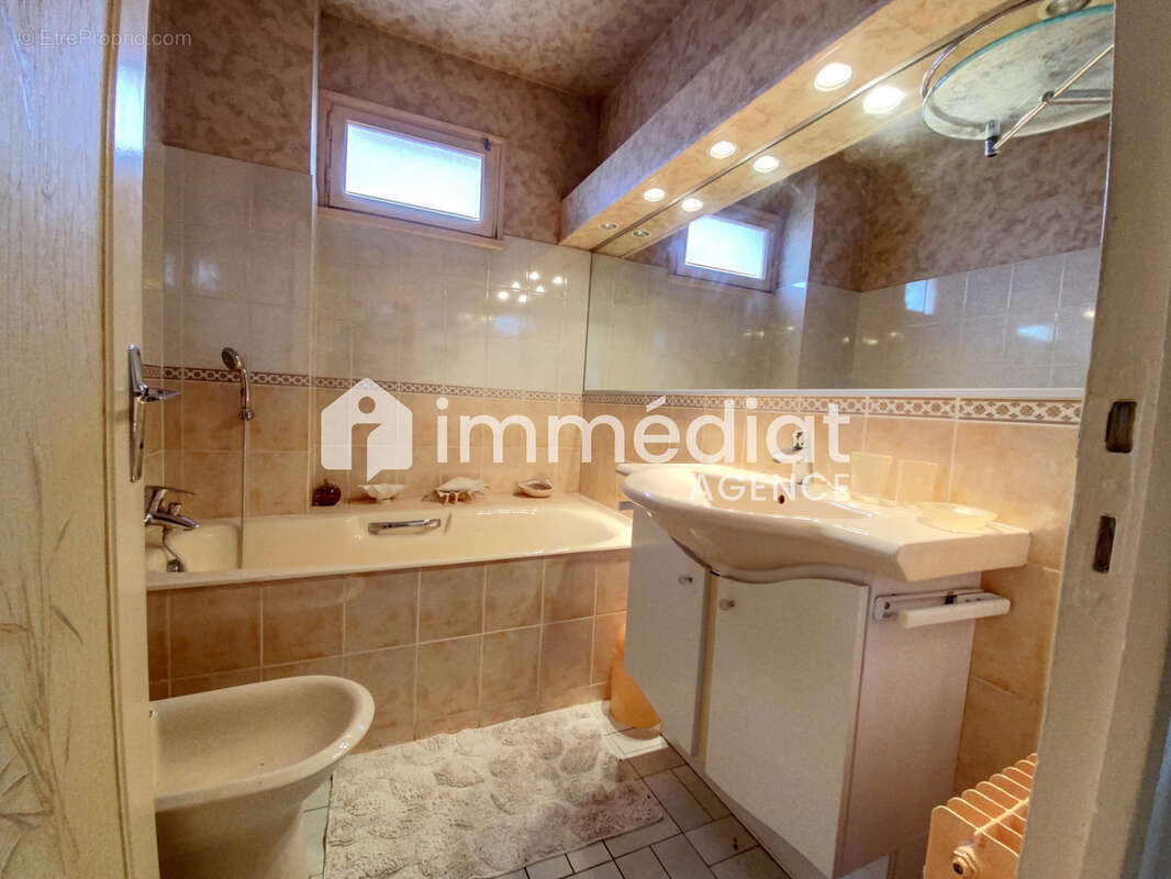 Appartement à RUEIL-MALMAISON