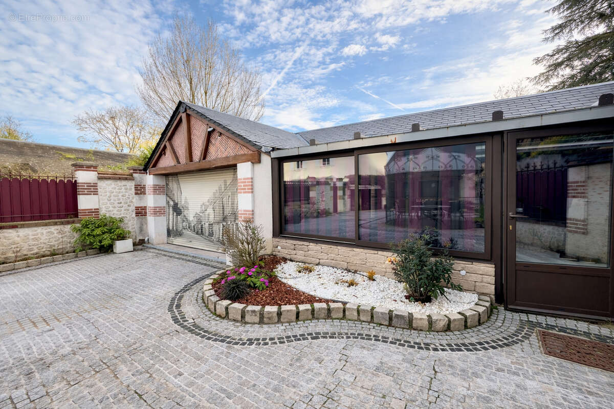 Maison à CHECY