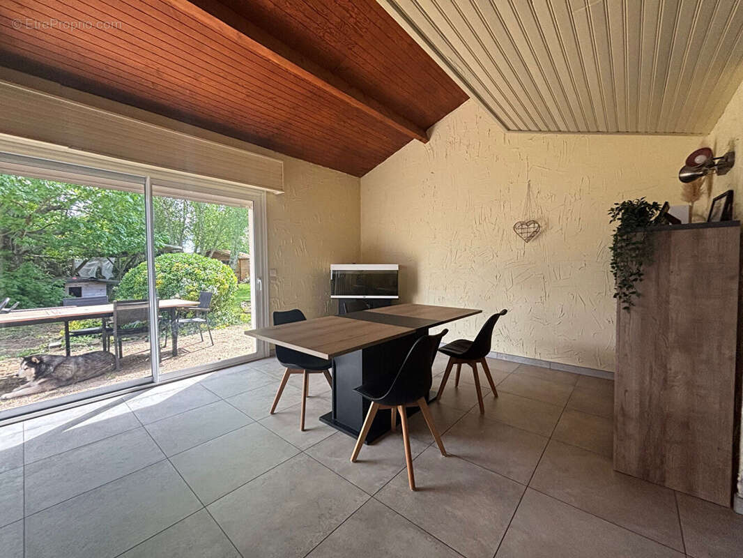 Nord de PAU: Maison d'architecte 140 m², jardin, piscine, garage - photo 2