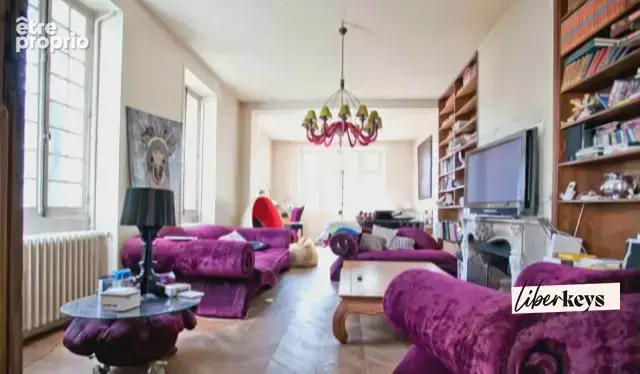 Un patrimoine de caractère de 440 m² de 16 pièces de 3000 m² de jardin au cœur de Saint-Chéron 91530 - photo 4