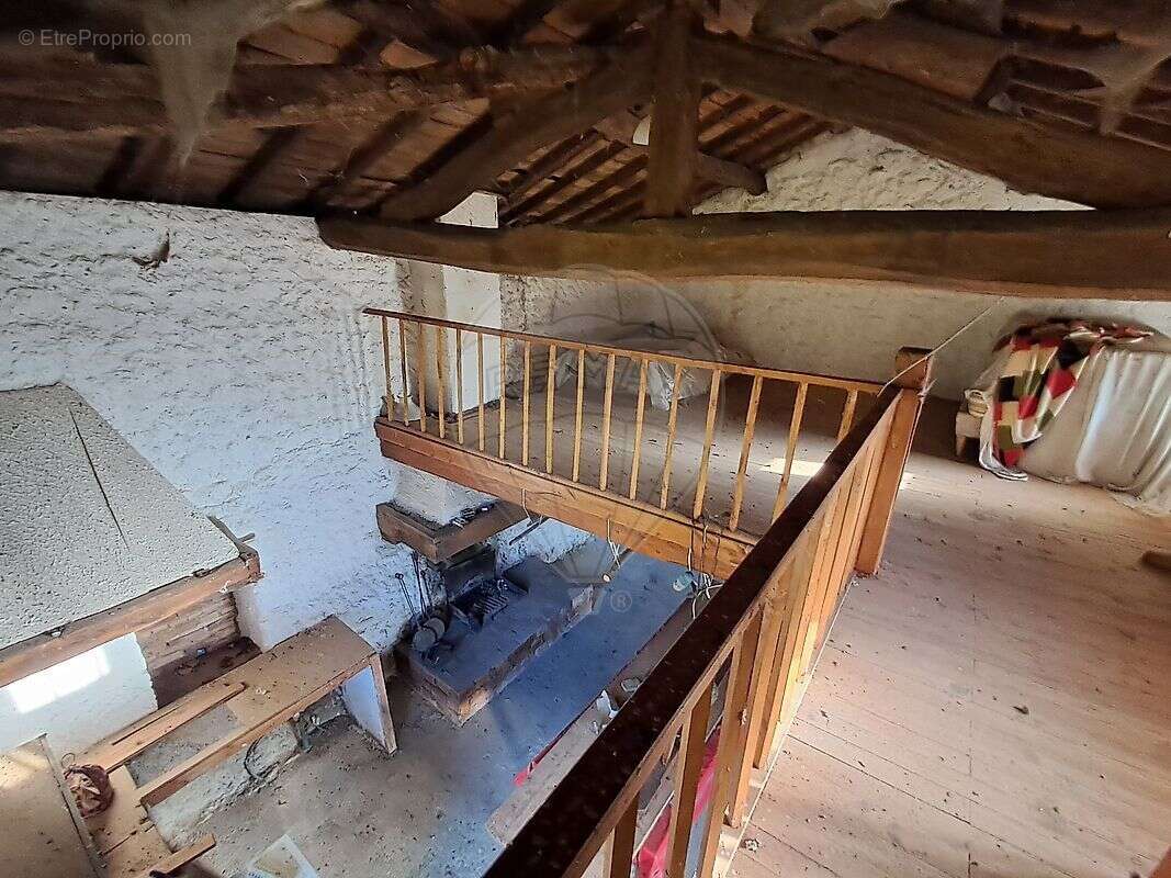 Maison à SAINT-NIZIER-D&#039;AZERGUES