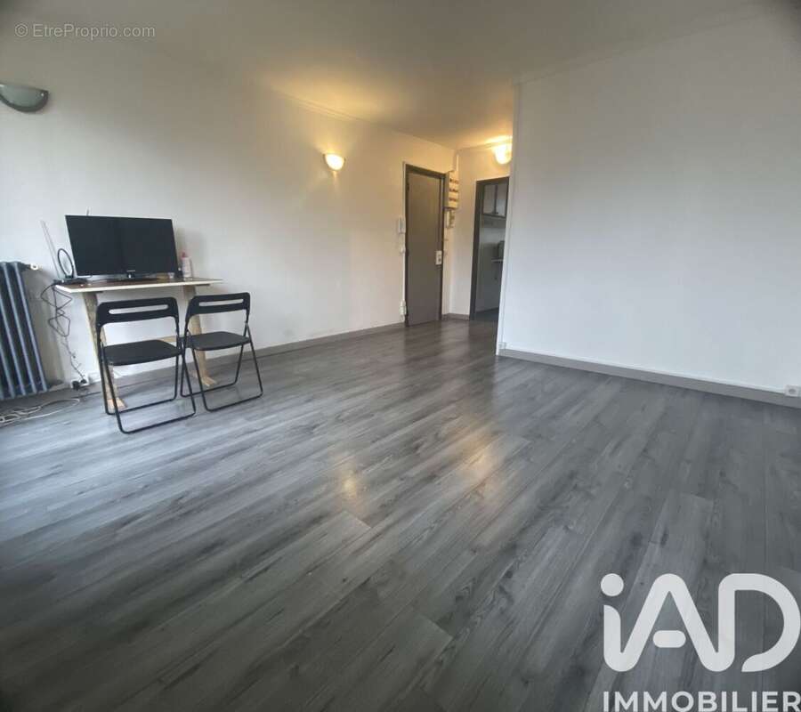 Photo 3 - Appartement à LIVRY-GARGAN