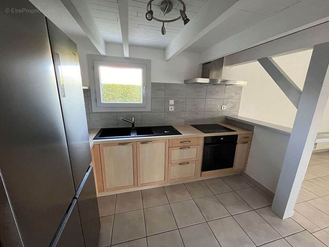 Maison à LA TOUR-DU-PIN