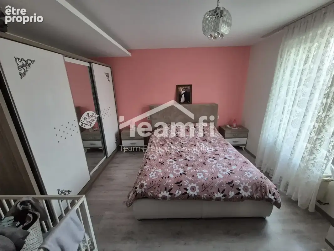 Maison 108 m² à Thiers  - photo 4