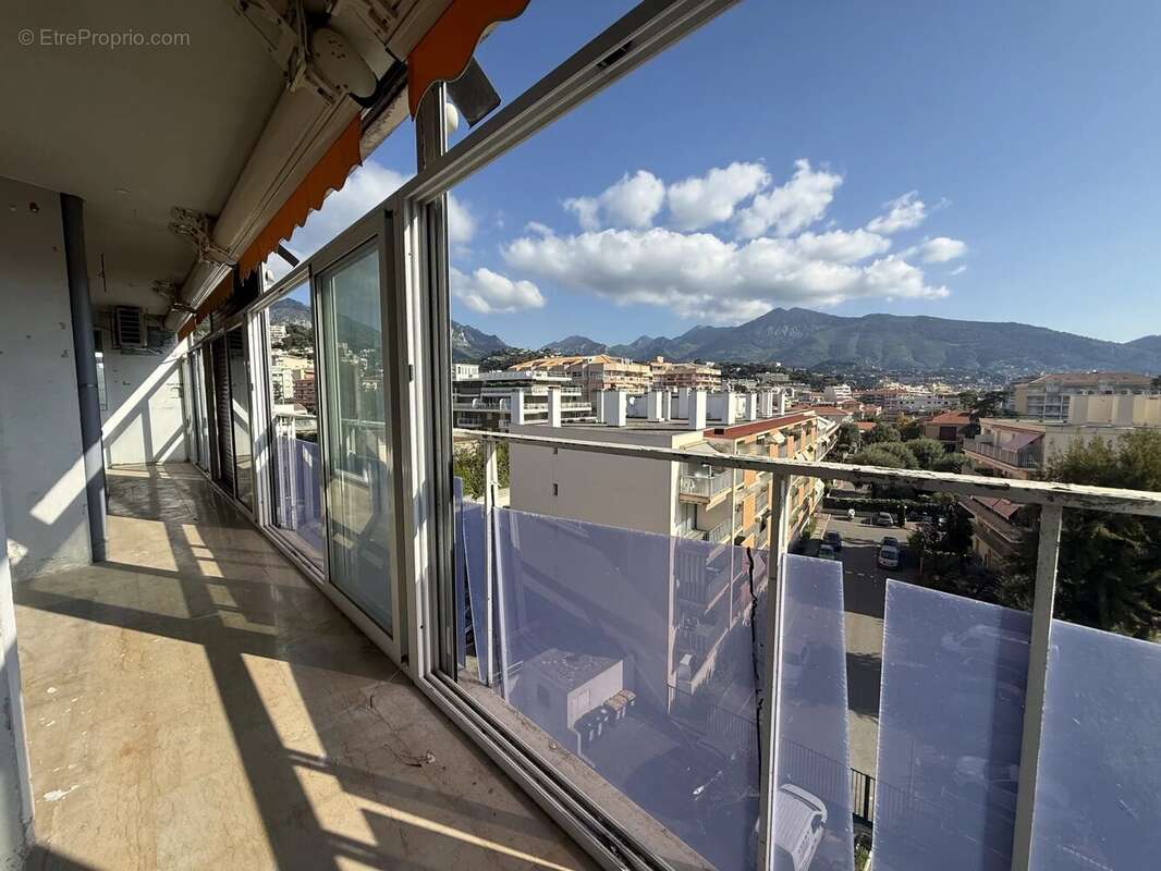 Appartement à ROQUEBRUNE-CAP-MARTIN