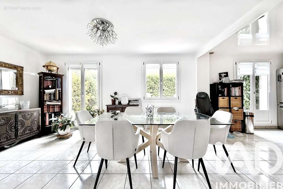 Photo 5 - Maison à MONTEVRAIN