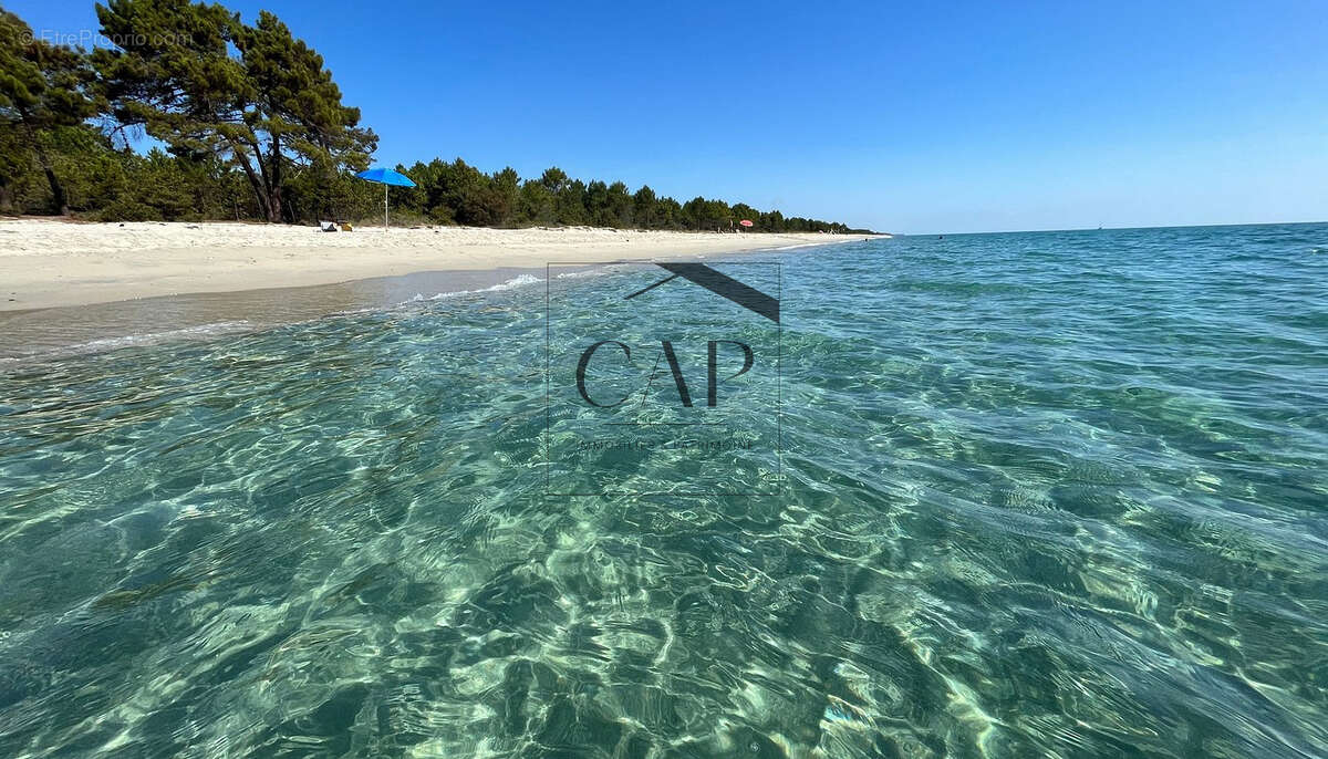 Belle villa T4 de 140m2 rénovée avec jardin et double terrasse à deux pas de la mer - photo 6