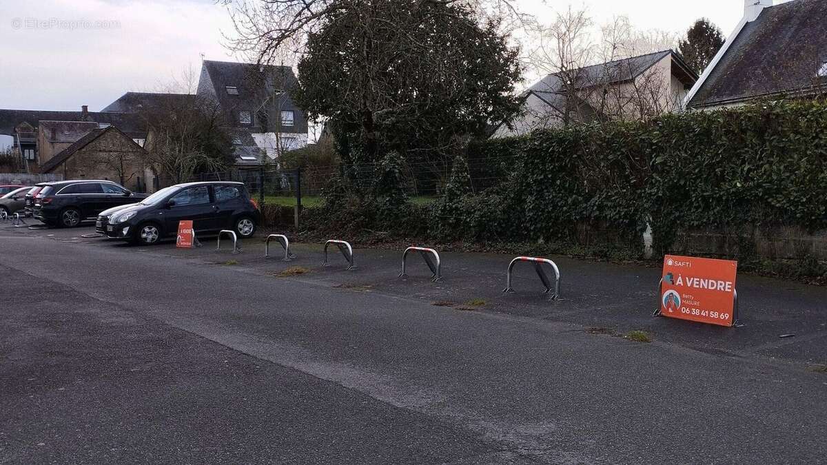 Parking à La Chapelle-Sur-Erdre  - photo 2