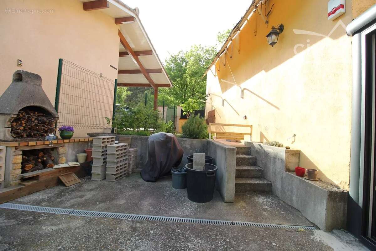 Maison à AXAT
