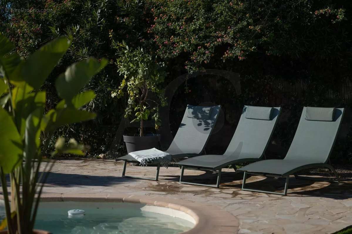 Maison à VILLENEUVE-LOUBET