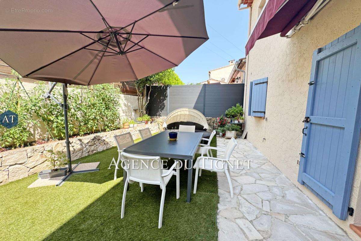 Maison à PEYMEINADE