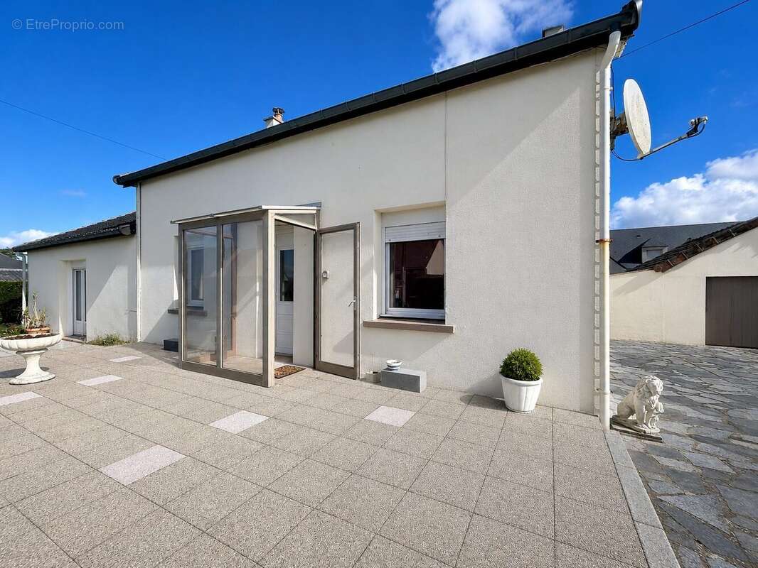 Maison à SURTAINVILLE