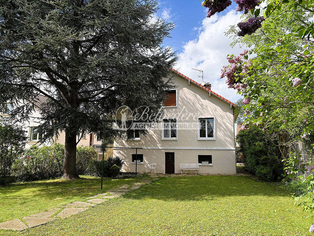 Maison à SAINT-LEU-LA-FORET