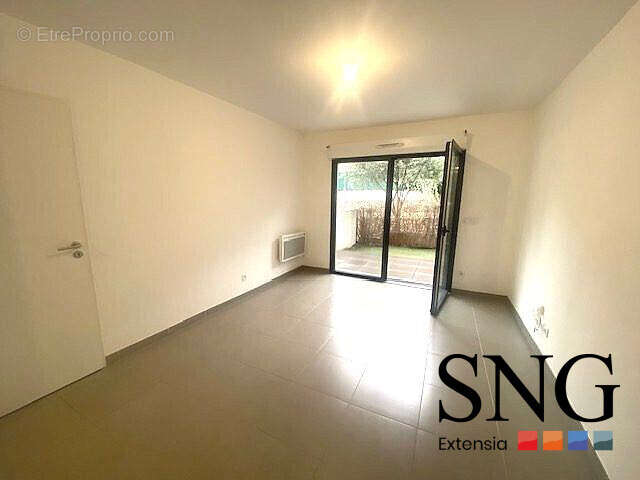 Appartement à HYERES