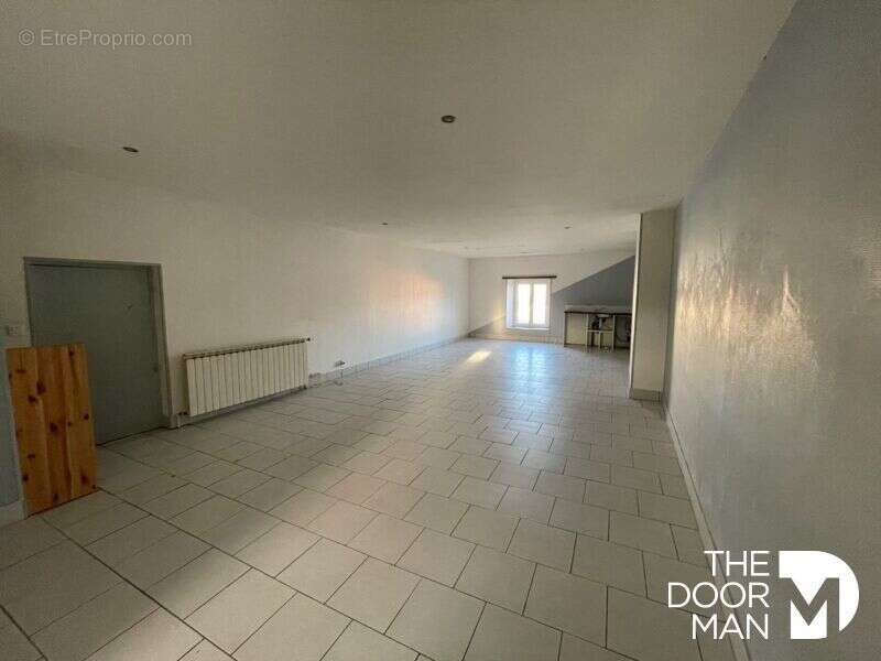 Commerce à DOULAINCOURT-SAUCOURT