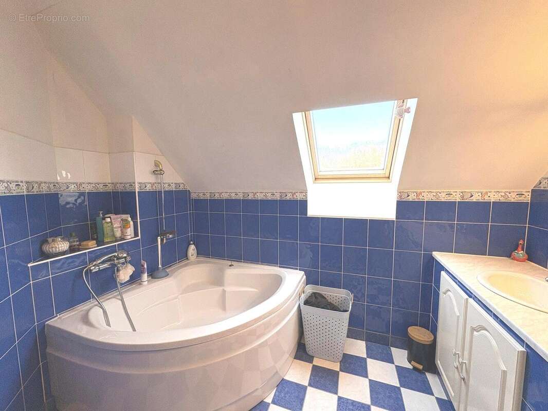 Maison à SAINT-MALO-DE-LA-LANDE