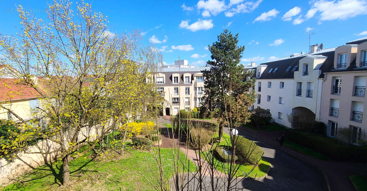 Appartement à THIAIS