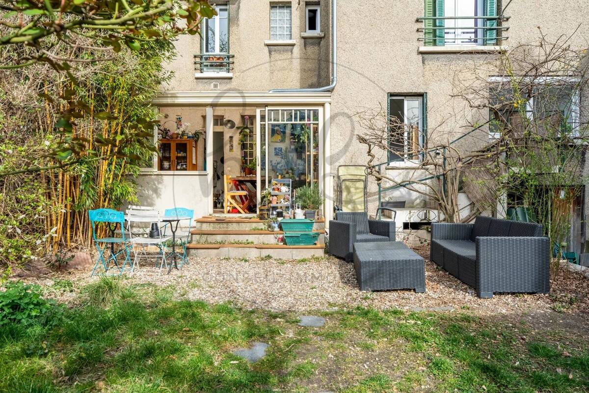 Appartement à COLOMBES