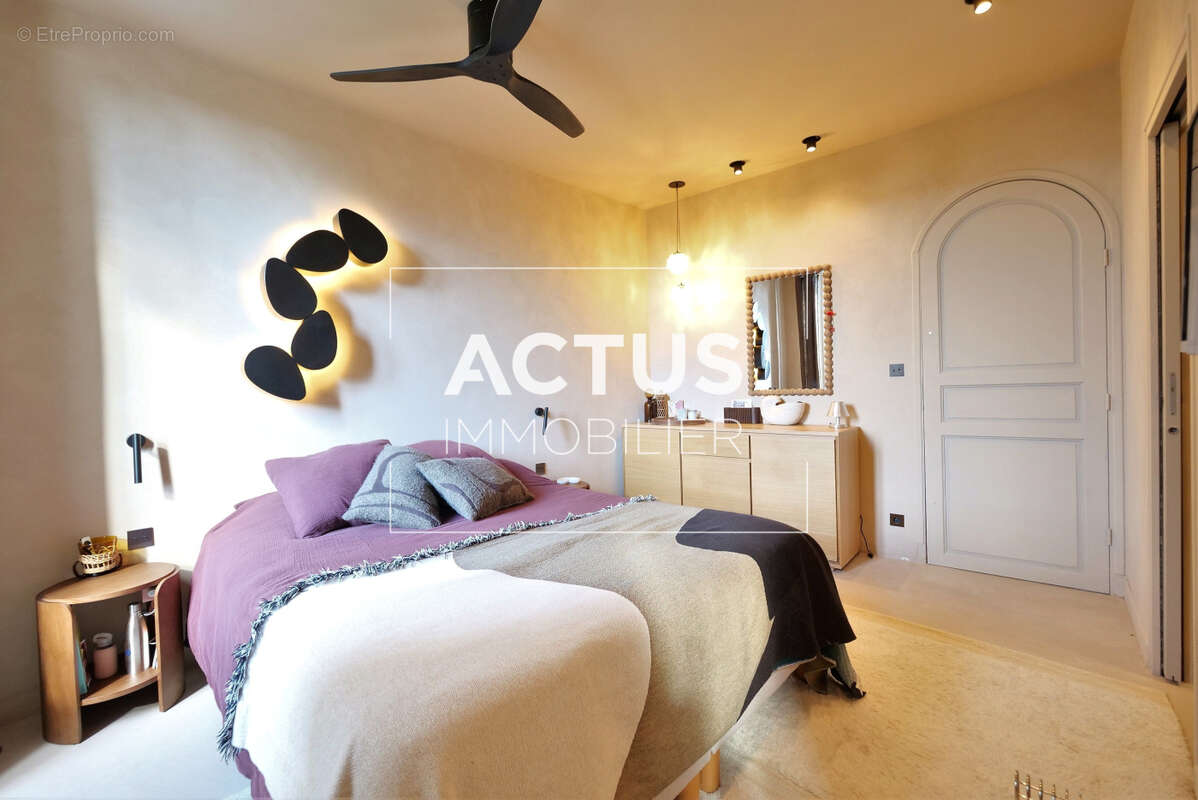 Maison à SALON-DE-PROVENCE