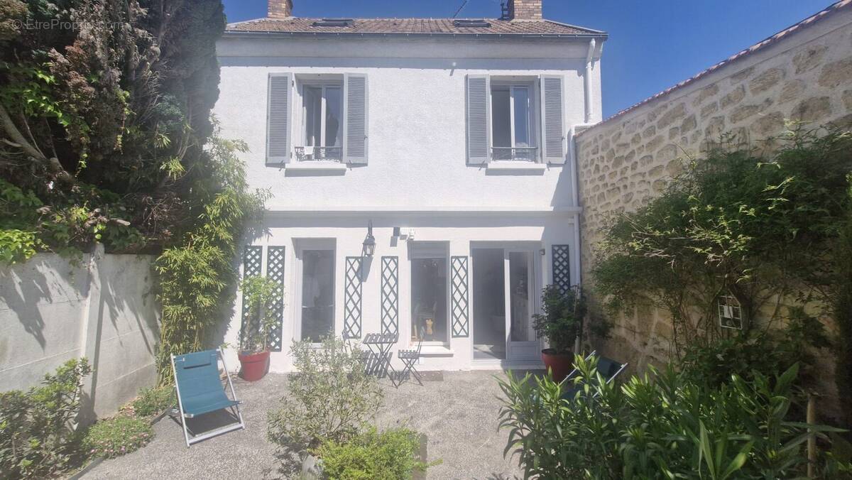 Maison à BOISSY-L'AILLERIE
