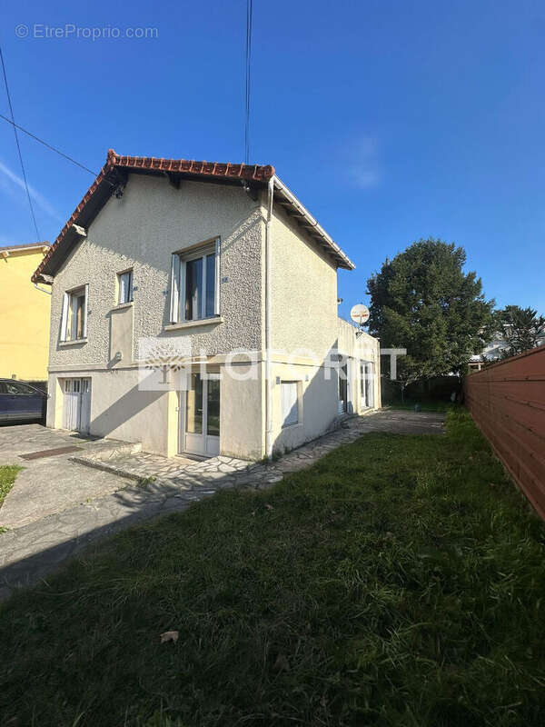 Maison à VILLIERS-LE-BEL