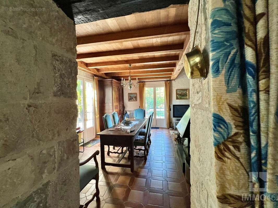 Maison à CAHORS