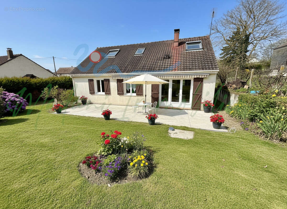 Maison à GOMMECOURT