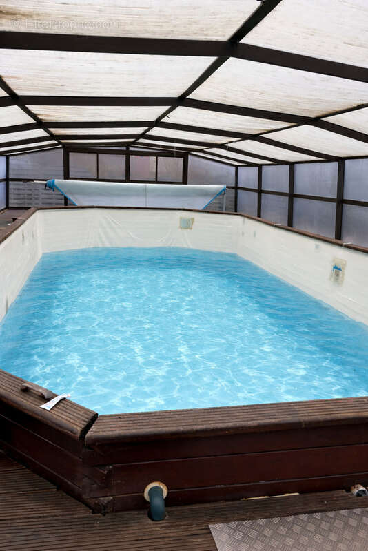 Maison à LA HAIE-TRAVERSAINE