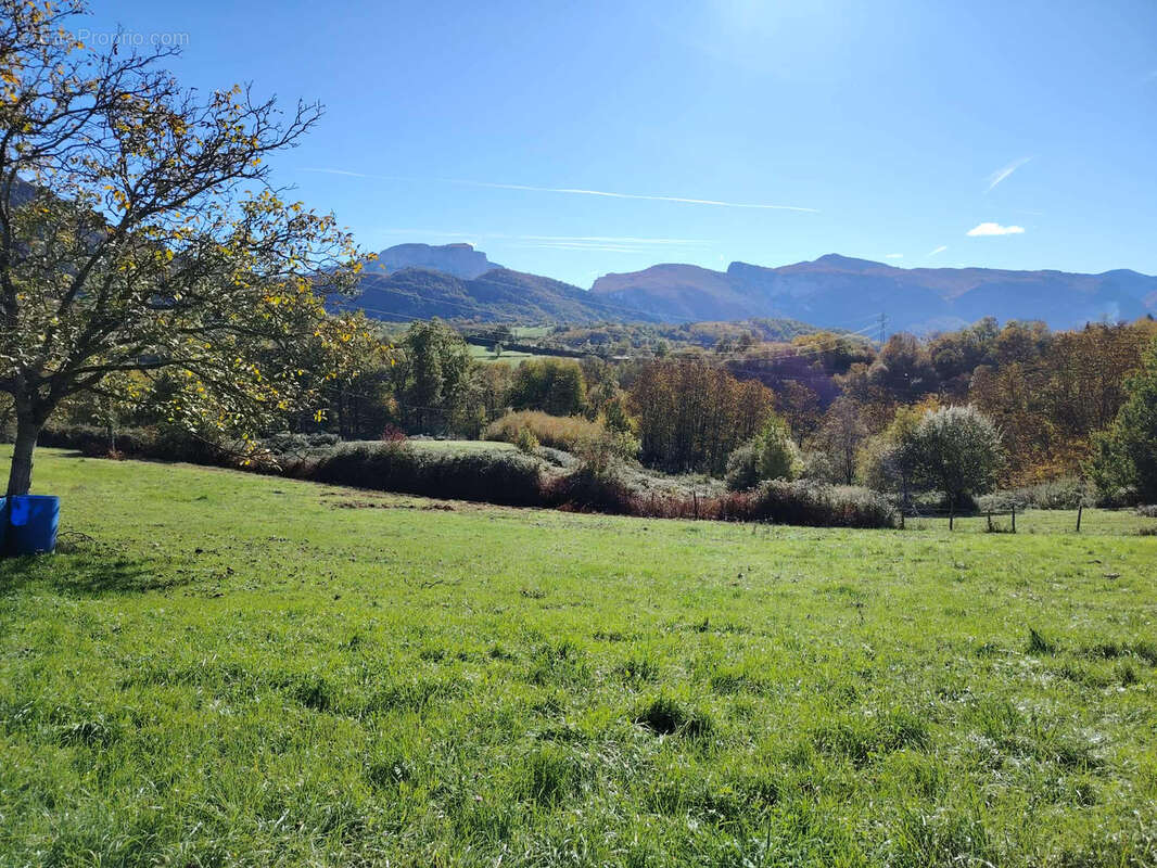 Terrain à SAINT-ANDRE-EN-ROYANS