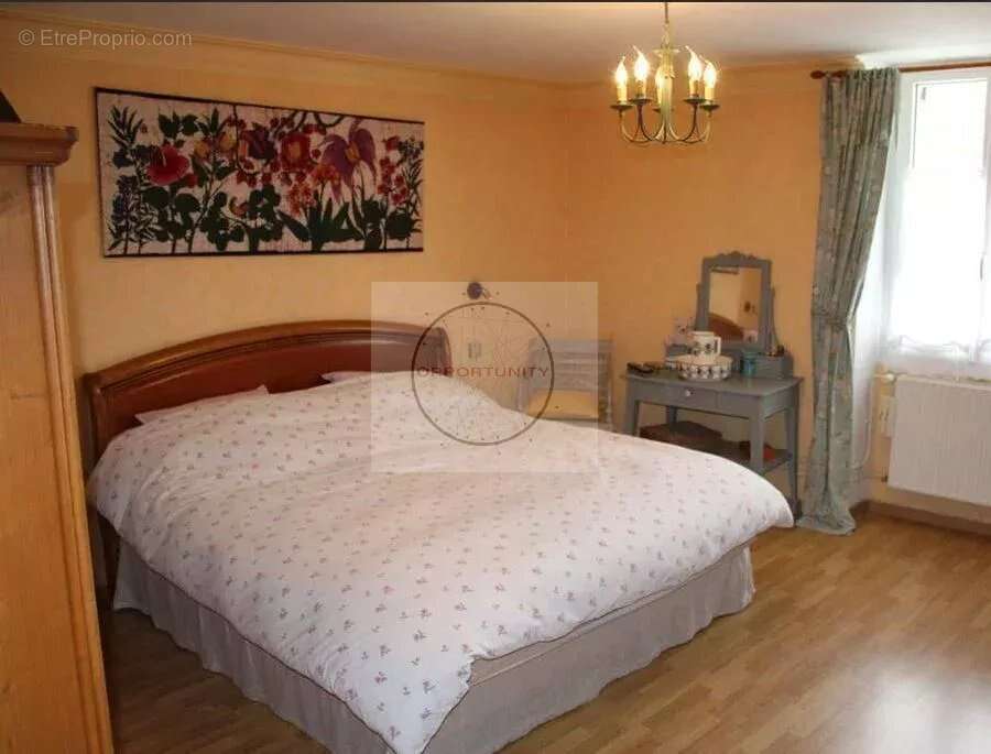 Maison 186 m² à Blandy  - photo 4