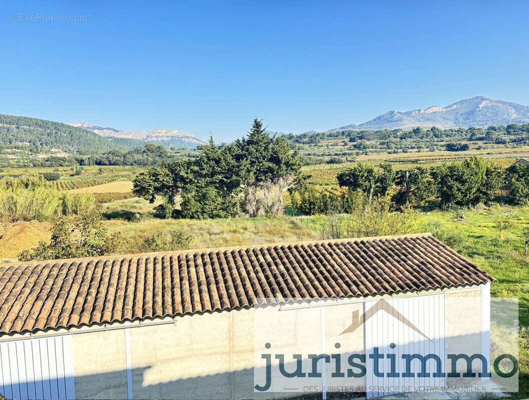 Maison à BEAUMES-DE-VENISE