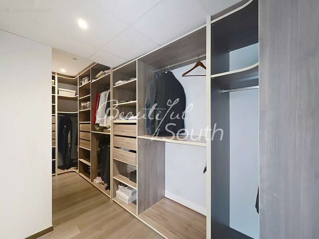 Maison à VILLENEUVE-DE-LA-RAHO