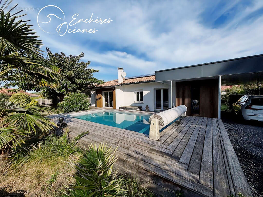 Maison à MOLIETS-ET-MAA