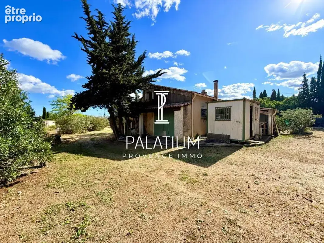 Villa traditionnelle de plain-pied de 155 m² – Au pied des collines de Pélissanne - photo 12