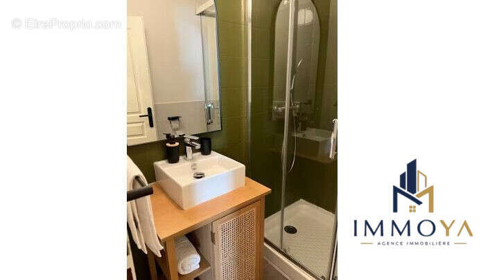 Appartement 200 m² à Nimes  - photo 3