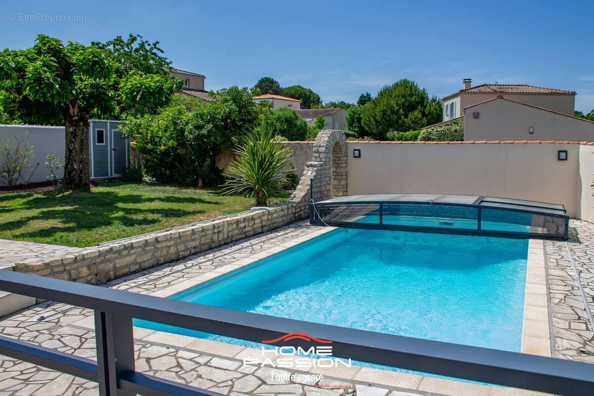 Maison à MESCHERS-SUR-GIRONDE