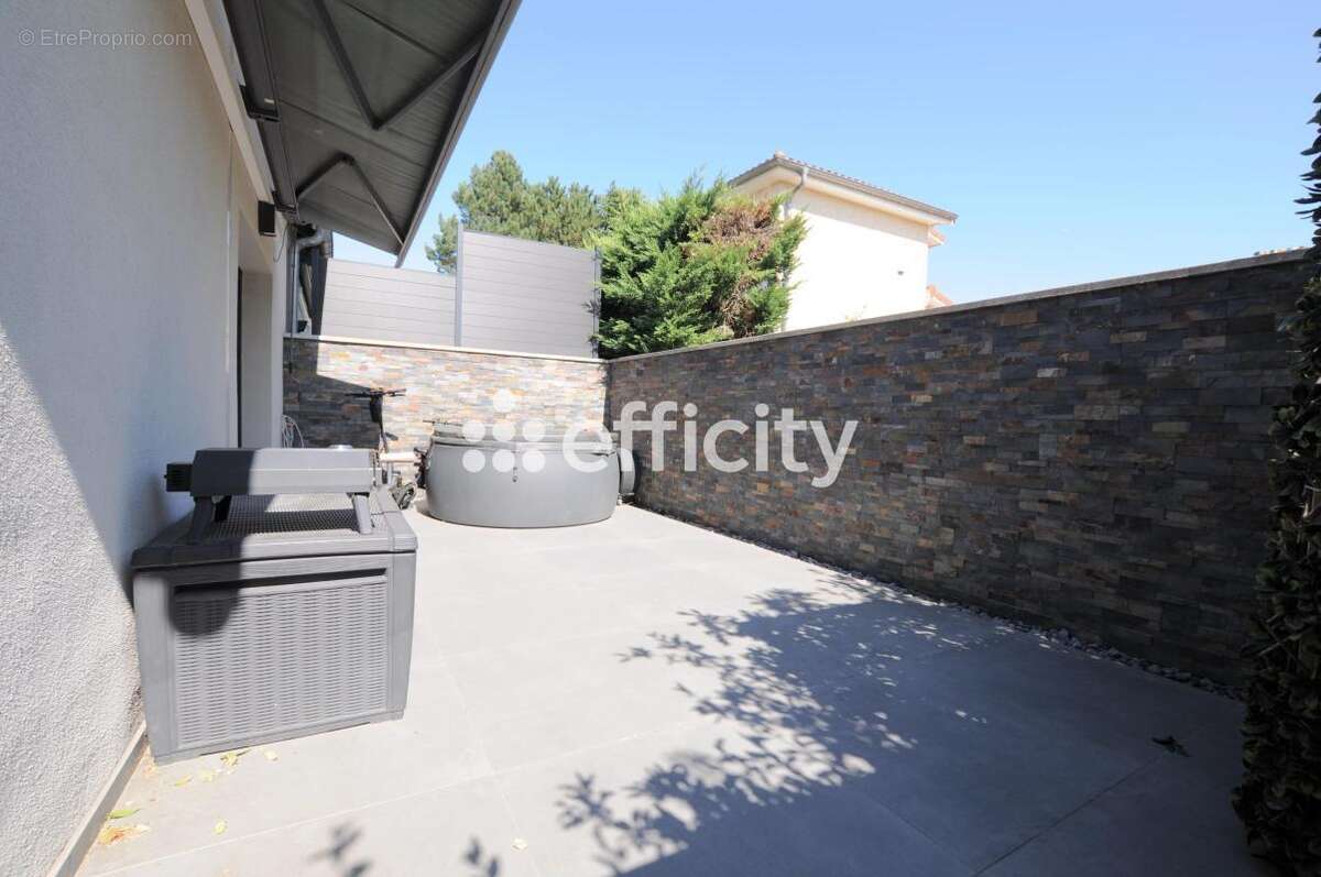 Maison 120 m² à Communay  - photo 9