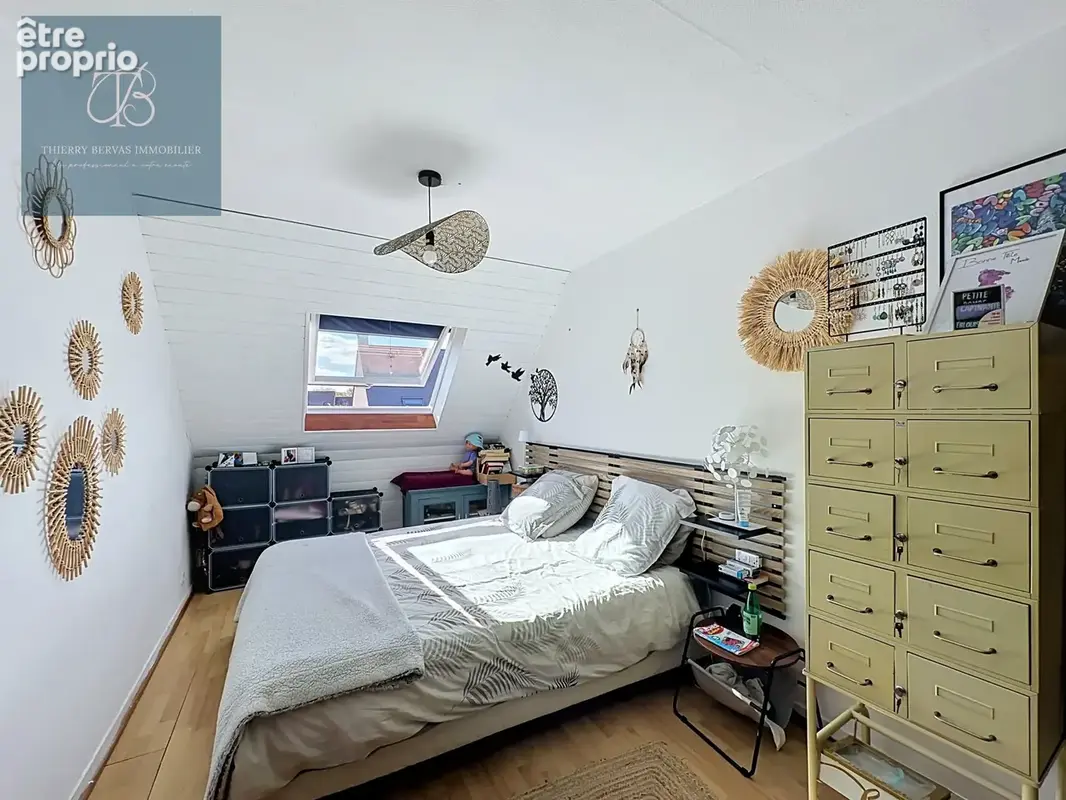 Maison familiale avec jardin et garage - photo 5