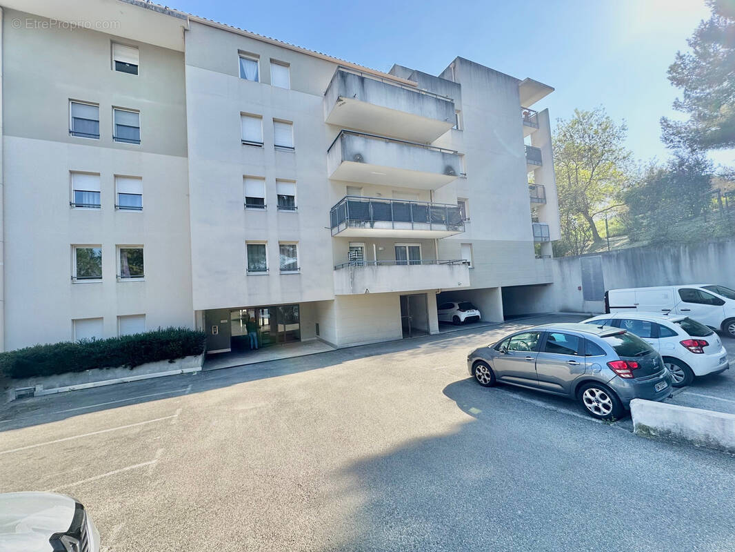 Appartement à MARSEILLE-13E