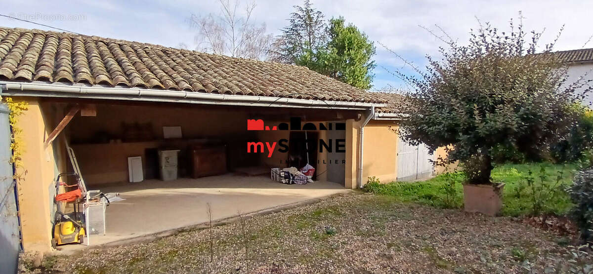 Maison à ARS-SUR-FORMANS